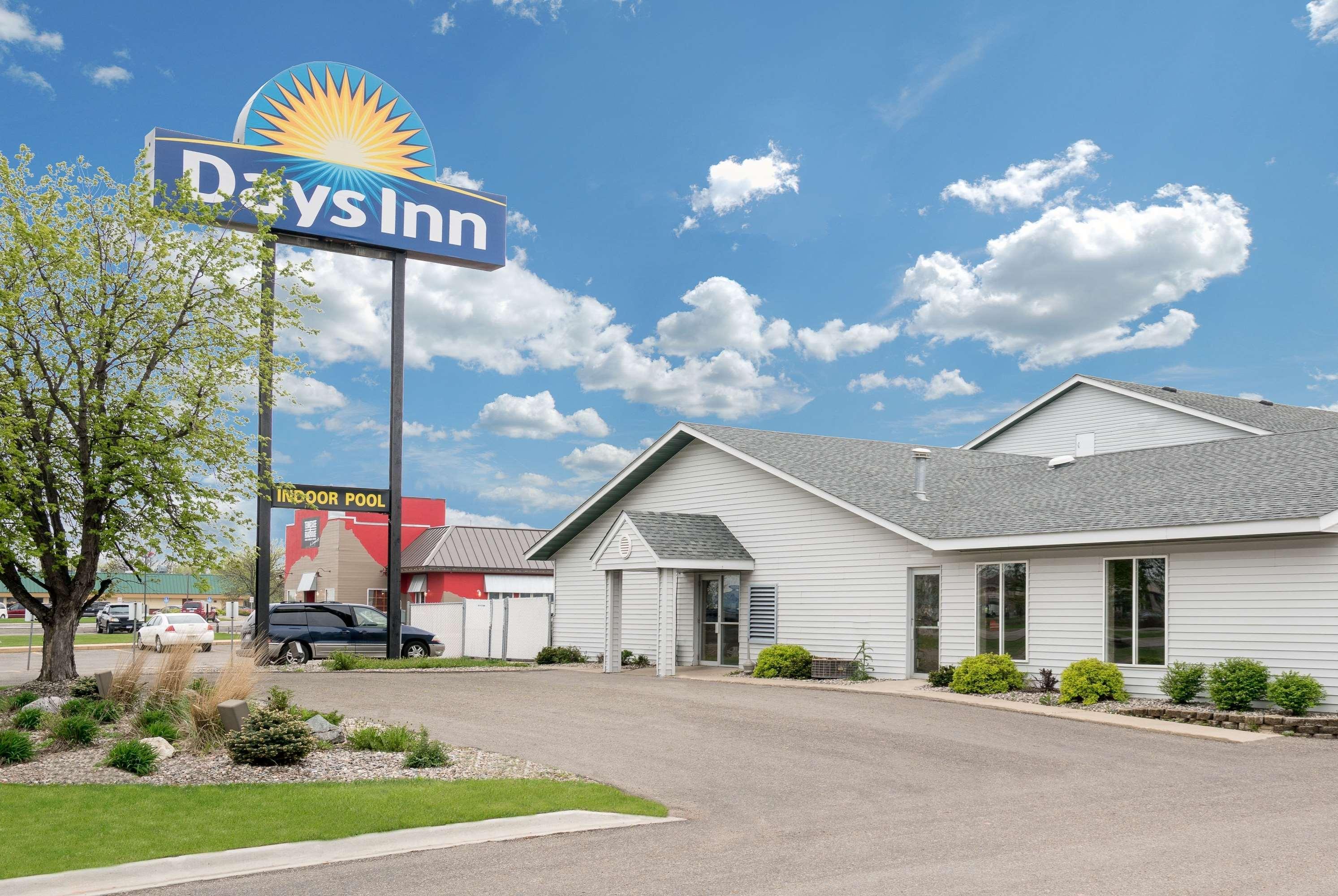 Days Inn By Wyndham Alexandria Mn 외부 사진
