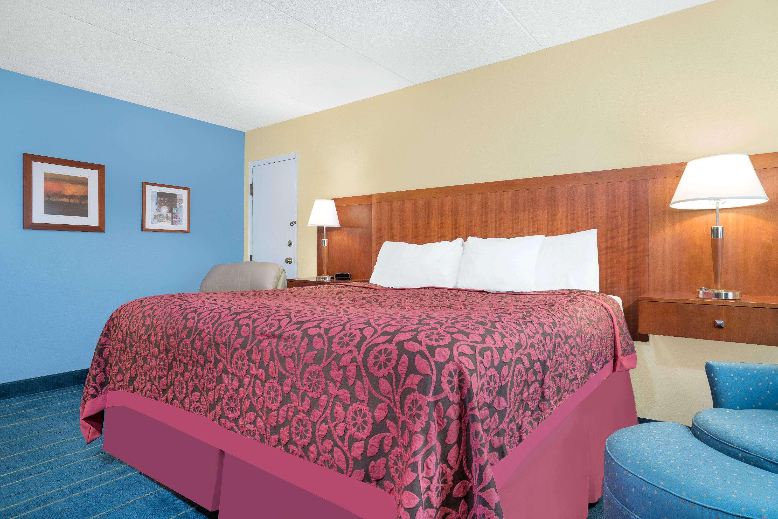 Days Inn By Wyndham Alexandria Mn 외부 사진