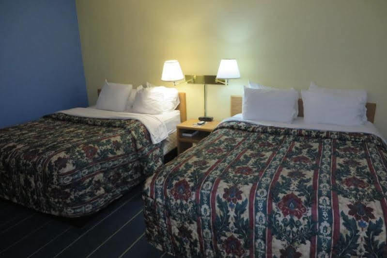 Days Inn By Wyndham Alexandria Mn 외부 사진
