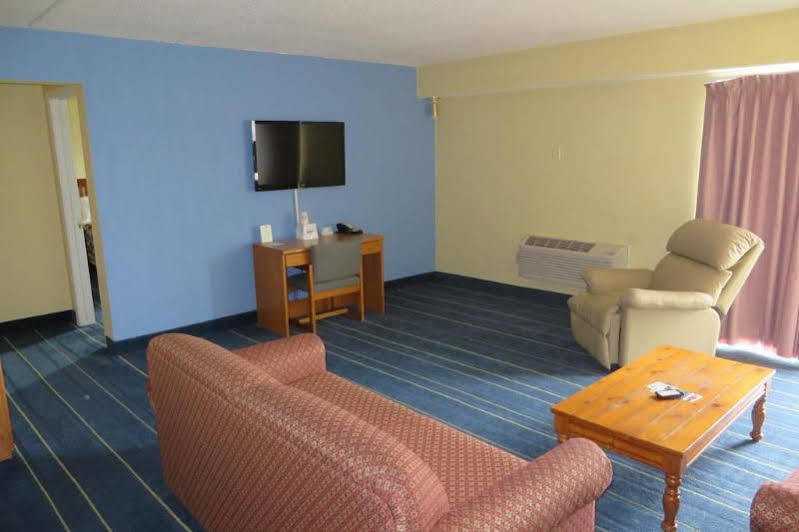 Days Inn By Wyndham Alexandria Mn 외부 사진